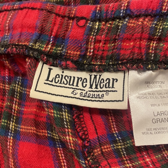 Leisure Wear - Plaid Pajama Pants - Picture 4 of 6